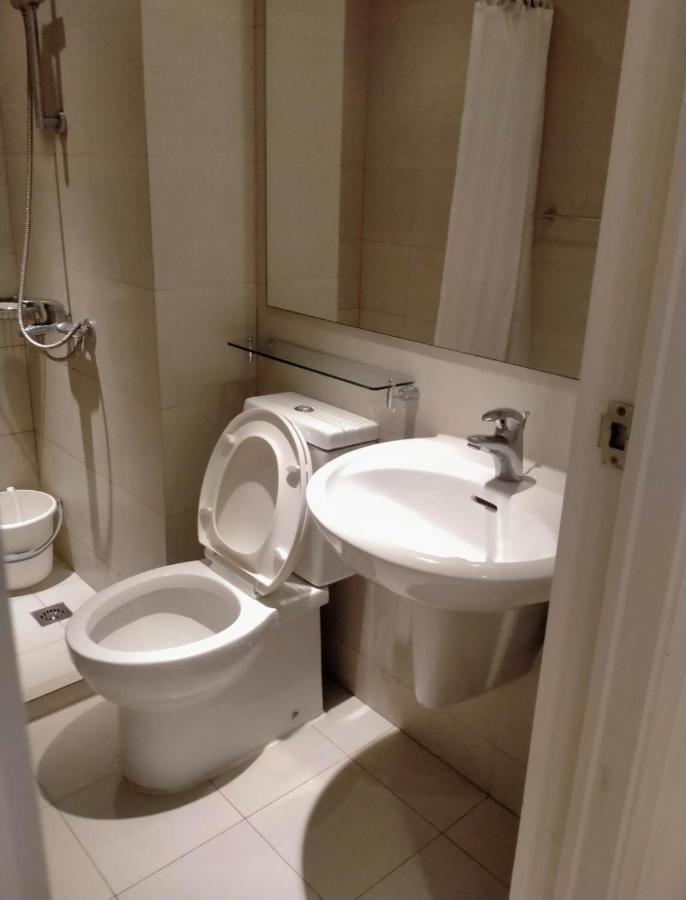 Sm Bicutan Condotel Manilla Buitenkant foto