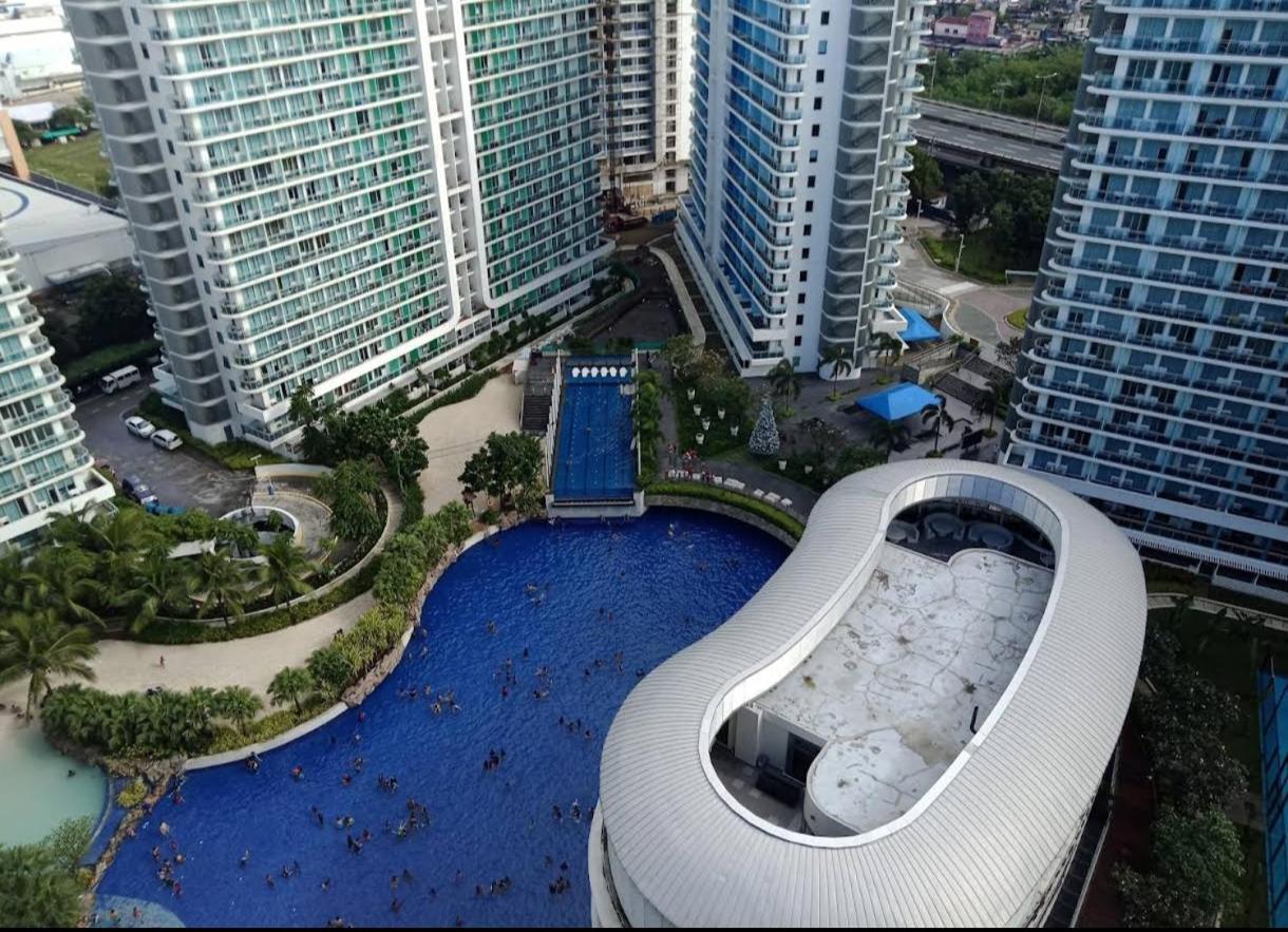 Sm Bicutan Condotel Manilla Buitenkant foto